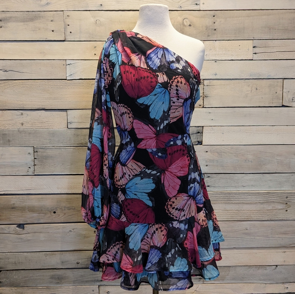 🦋Boston Proper One Shoulder Butterfly Mini Dress 🦋